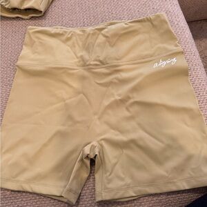 Aligning high waist biker shorts size large avocado green never worn